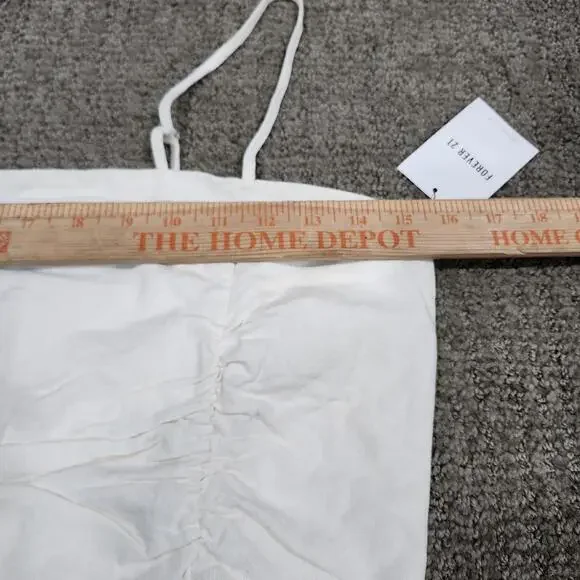 Forever 21 White Ruched Crop Top Cami with Adjustable Straps NWT Size Medium - Picture 4 of 7